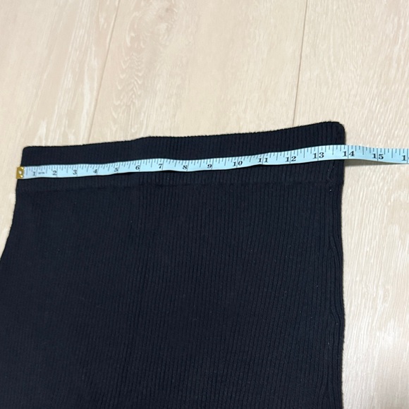 Abercrombie & Fitch Knitted Slit Black Pencil Skirt - Picture 5 of 8